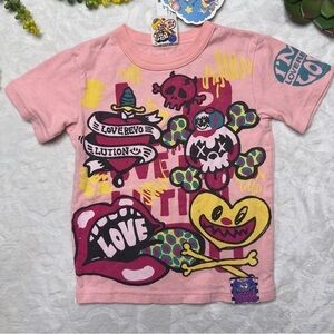 Love Revolution Japanese Harajuku Style Graphic T-shirt in Pink NWT Girls XS